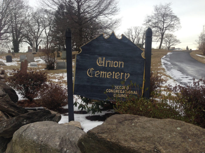 Lugares Embrujados – Cementerio Connecticut