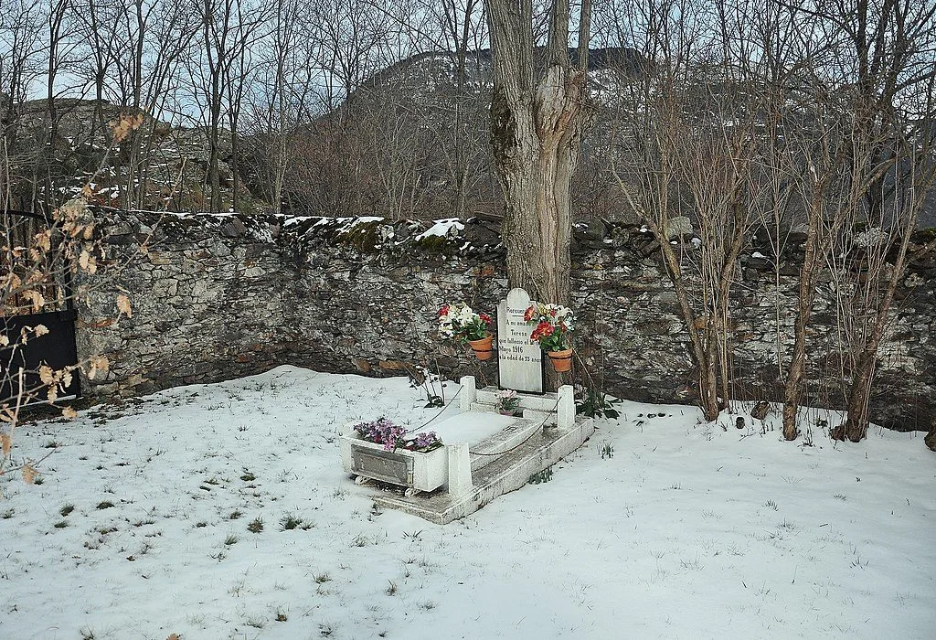 Los 10 cementerios más curiosos del mundo 8 cementerio Bausen, España